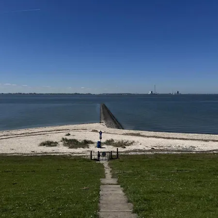 Grommy`s 2 Eckwarden *